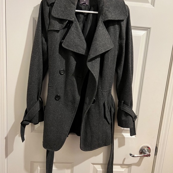 Dark gray pea coat. Lightly worn. Great condition - Picture 5 of 6